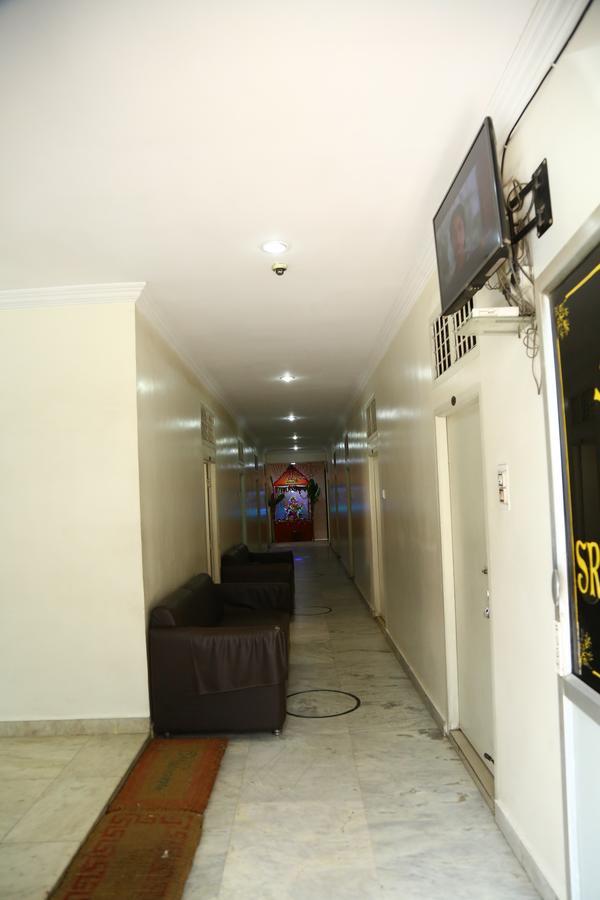 Sri Sai Krishna Deluxe Lodge Hyderabad Exterior photo